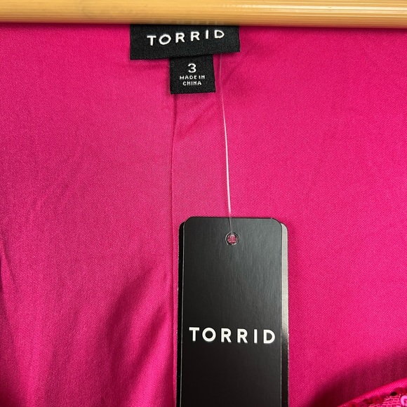 Torrid NWT Sequin Deep V-Neck Long Sleeve Blouse Pink Peacock | Size 3X - Picture 9 of 10